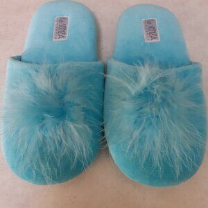 La Senza soft sky blue slippers with feather accent Size S 5-6